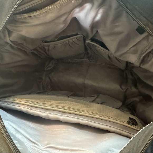 Beis Diaper Backpack - Picture 6 of 8